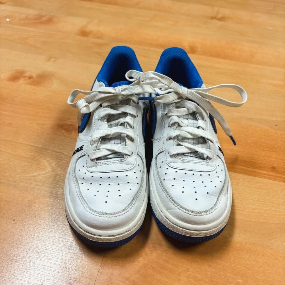 Nike White & Blue Air Force 1 LV8 PS White Game Royal Kids Size 4.5Y